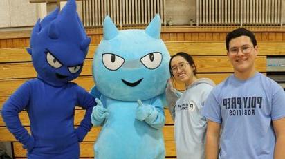 Afternoon of Tech students with Blue Devil mascots